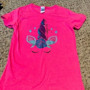 Women’s unicorn shirt, size small